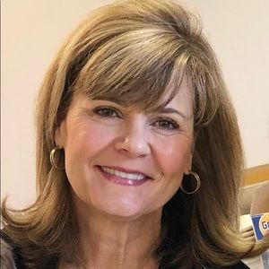 Meet your Posher, Claire